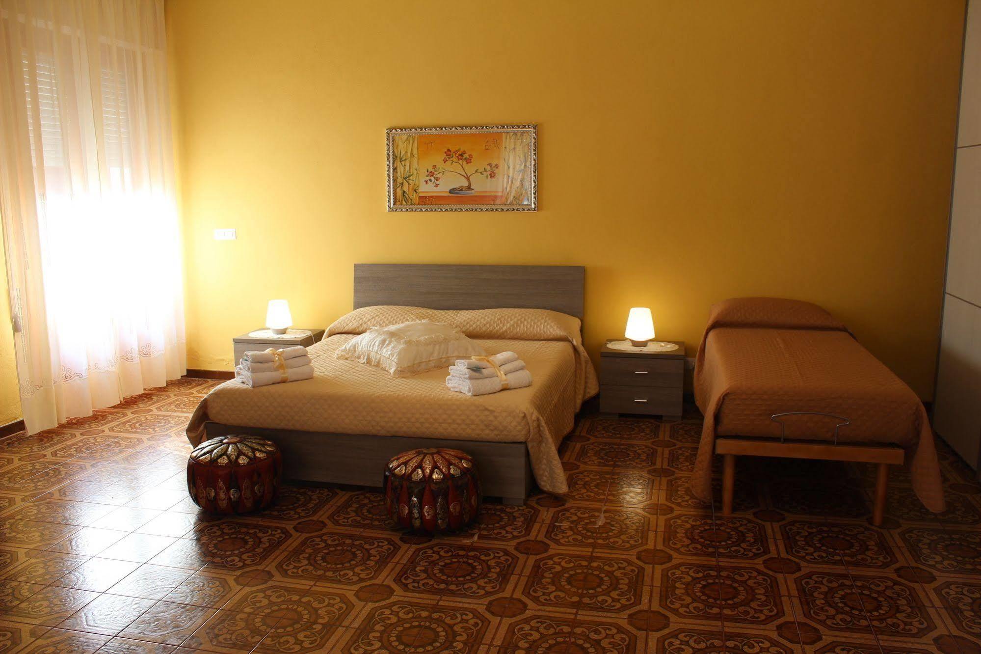 B&B President Palace Riposto Esterno foto
