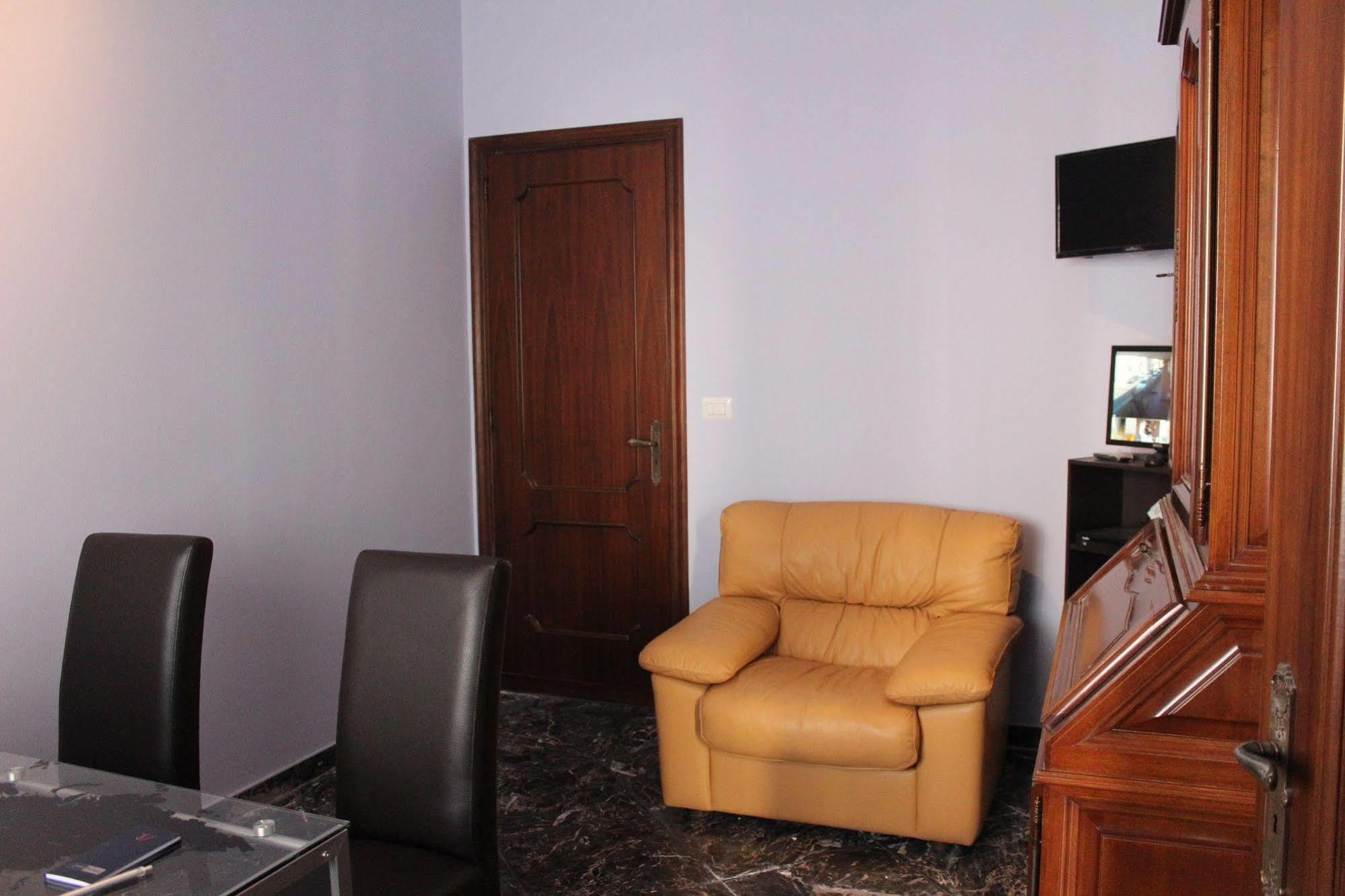 B&B President Palace Riposto Esterno foto